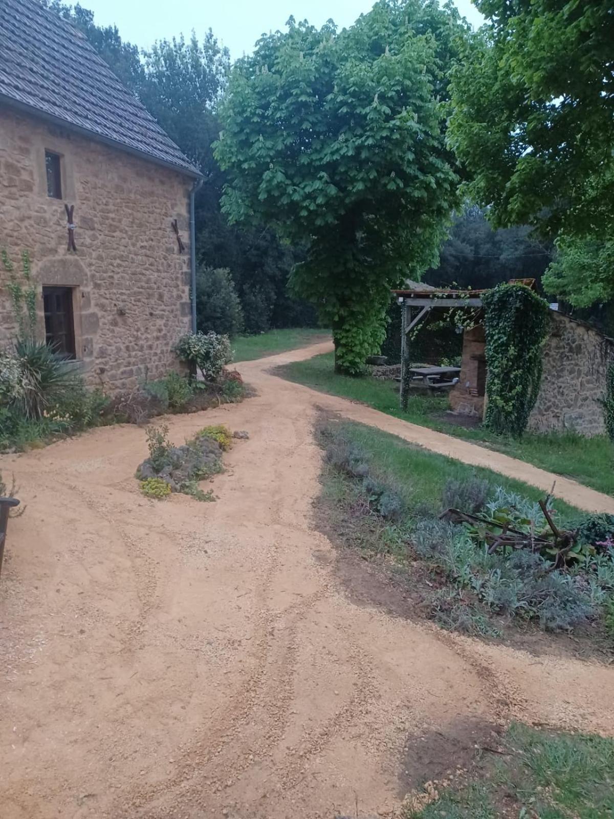 Gites Le Clos De Veyrignac Exterior photo